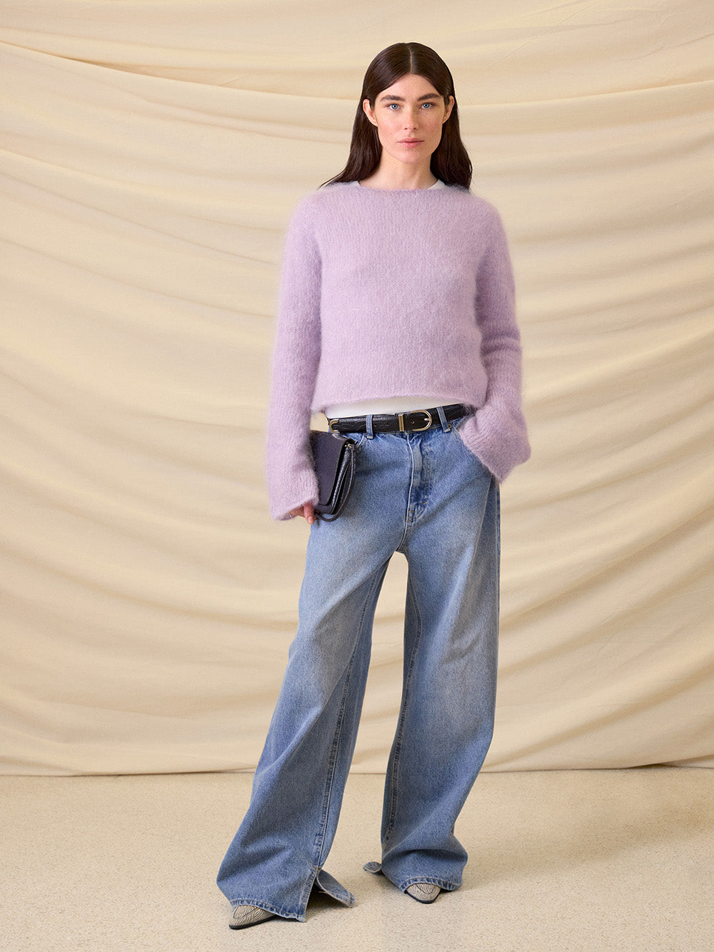 2602 nr. 4 Lyra Sweater