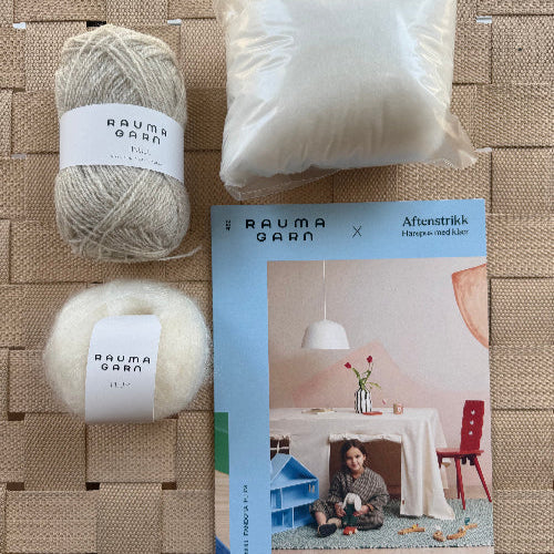 Harepus strikkekit, kanin fra Rauma og Aftenstrikk. Med garn og opskrift