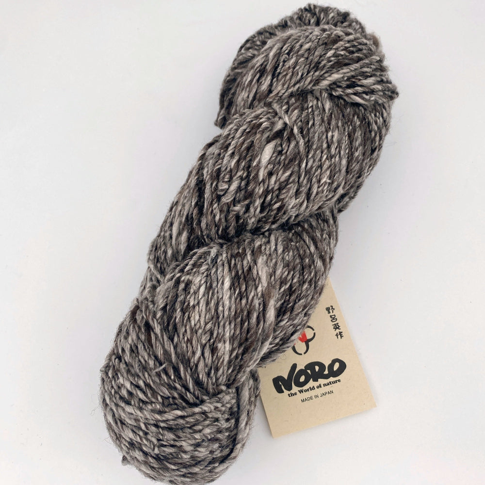 Noro Haunui Silk farve 124, japansk garn, merino og mulberry silke