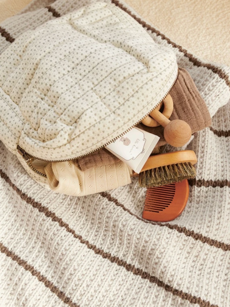 2406 Nr. 4 Pauls Perleribb Teppe