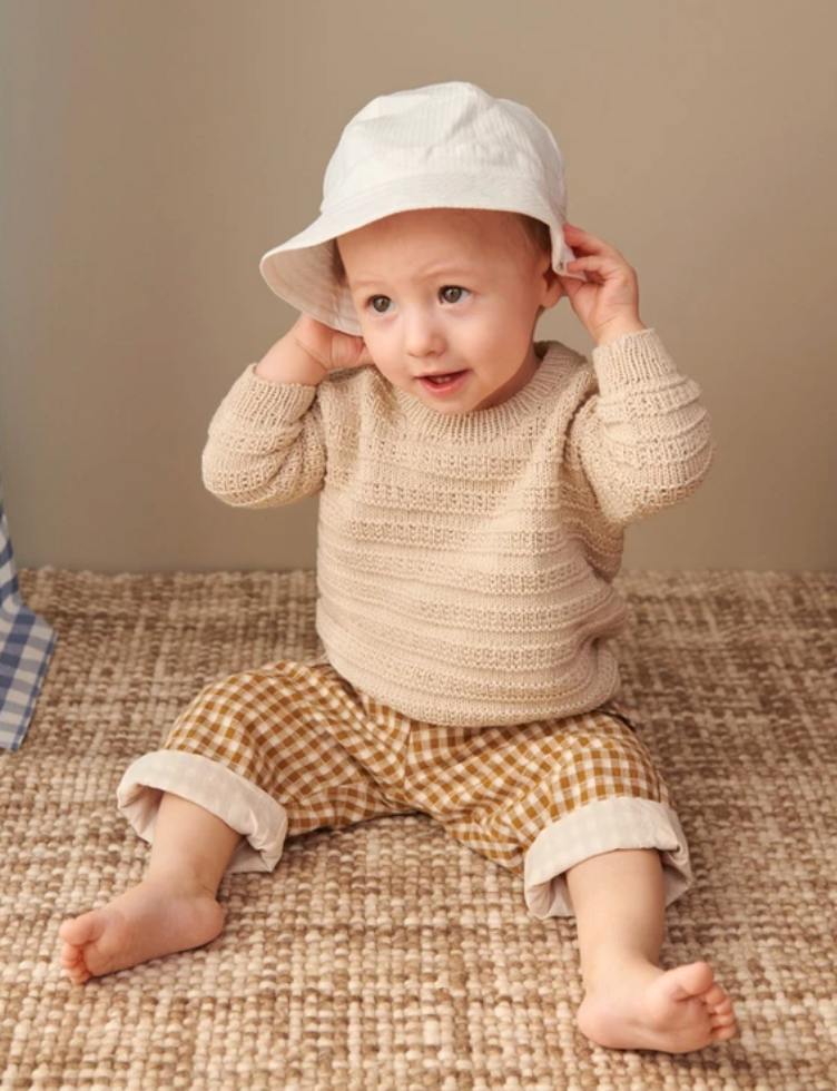 2407 Nr. 1 Fillip Sweater, Diaper Pants & Bonnet