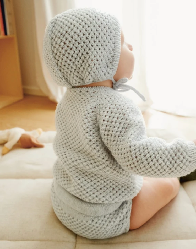 2413 Nr. 5 April Cardigan, Diaper Pants & Bonnet