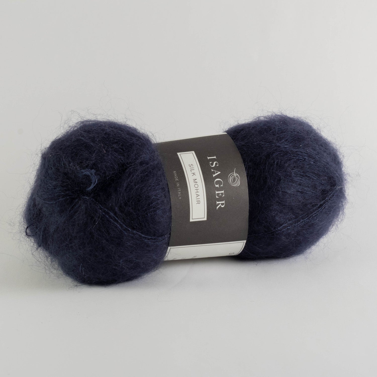 Silk Mohair fra Isager garn i farve 100, marineblå