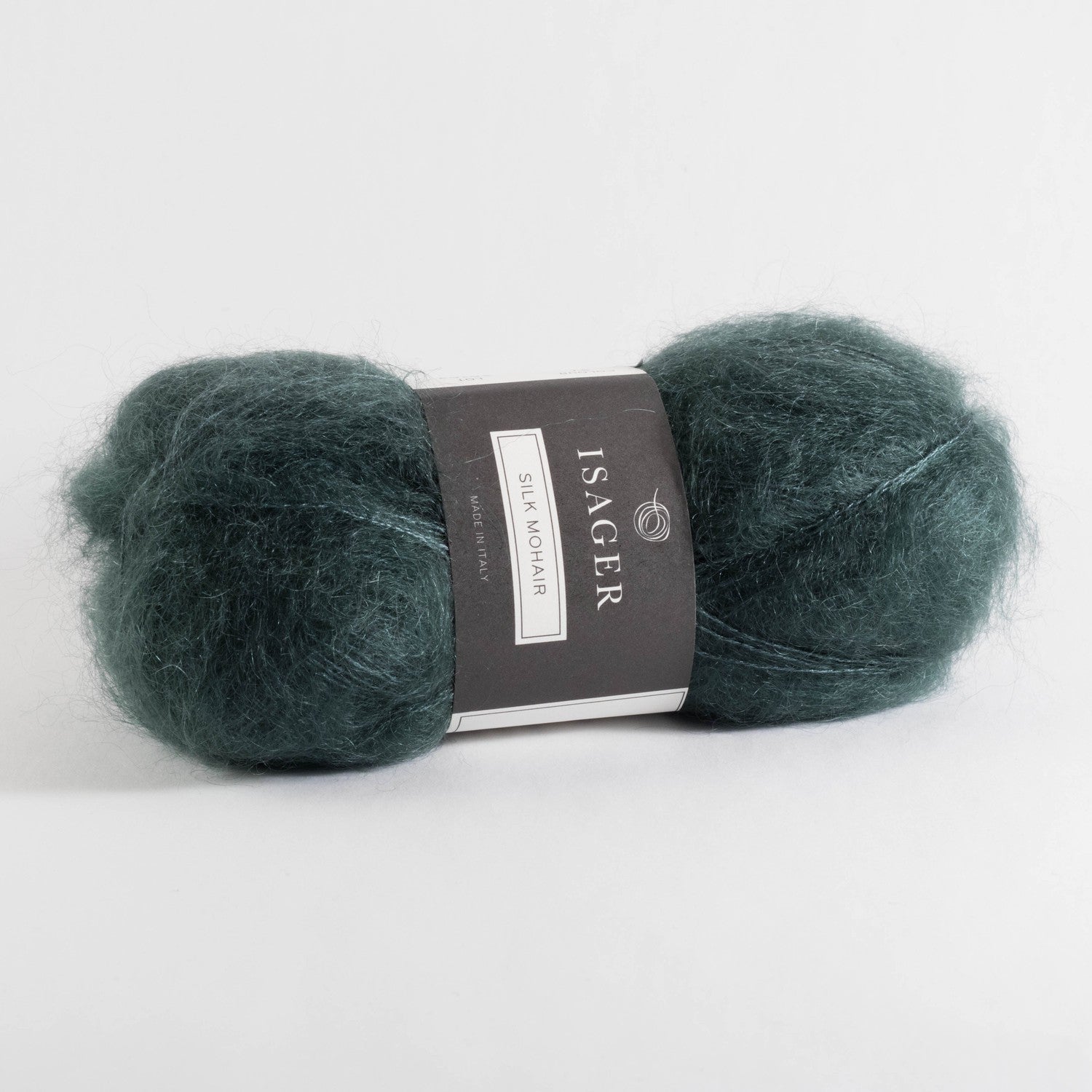 Silk Mohair fra Isager garn i farve 37, mørkegrøn