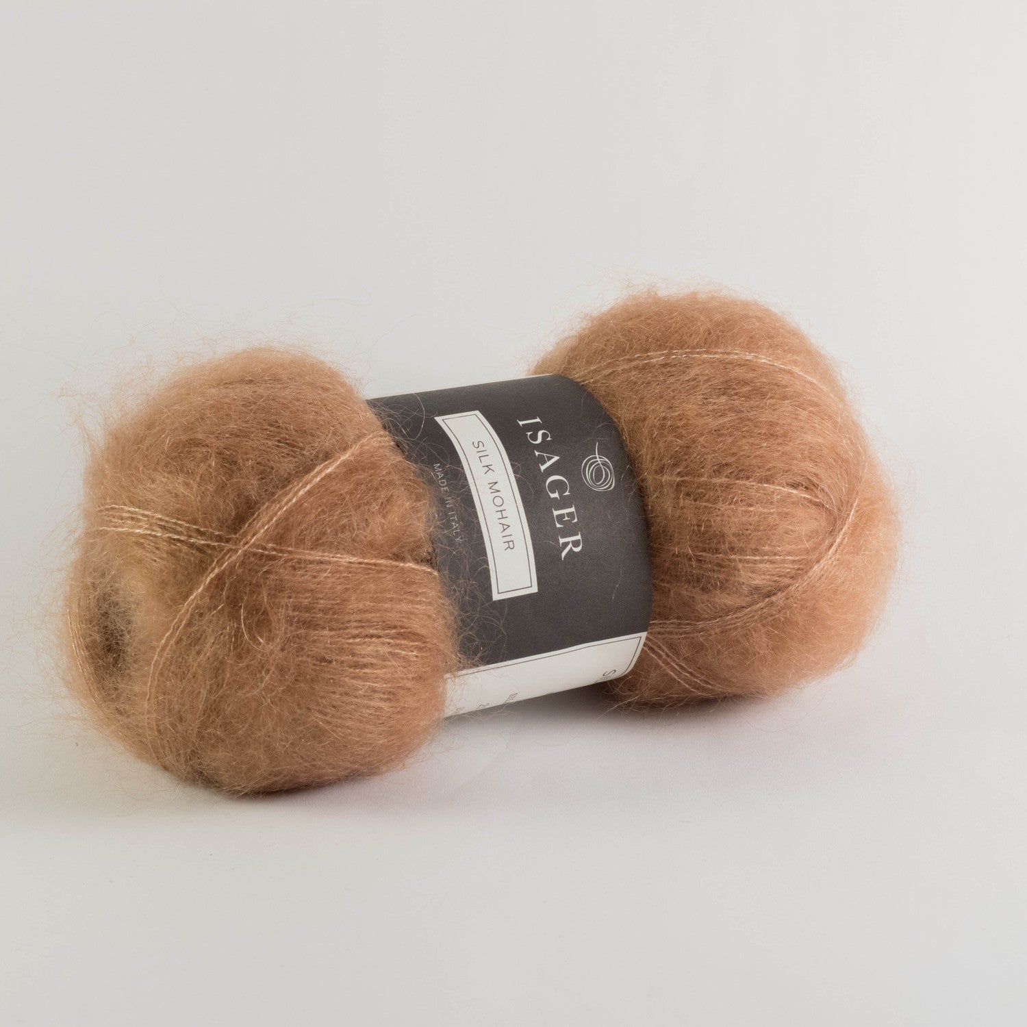 Silk Mohair fra Isager garn i farve 63 brun