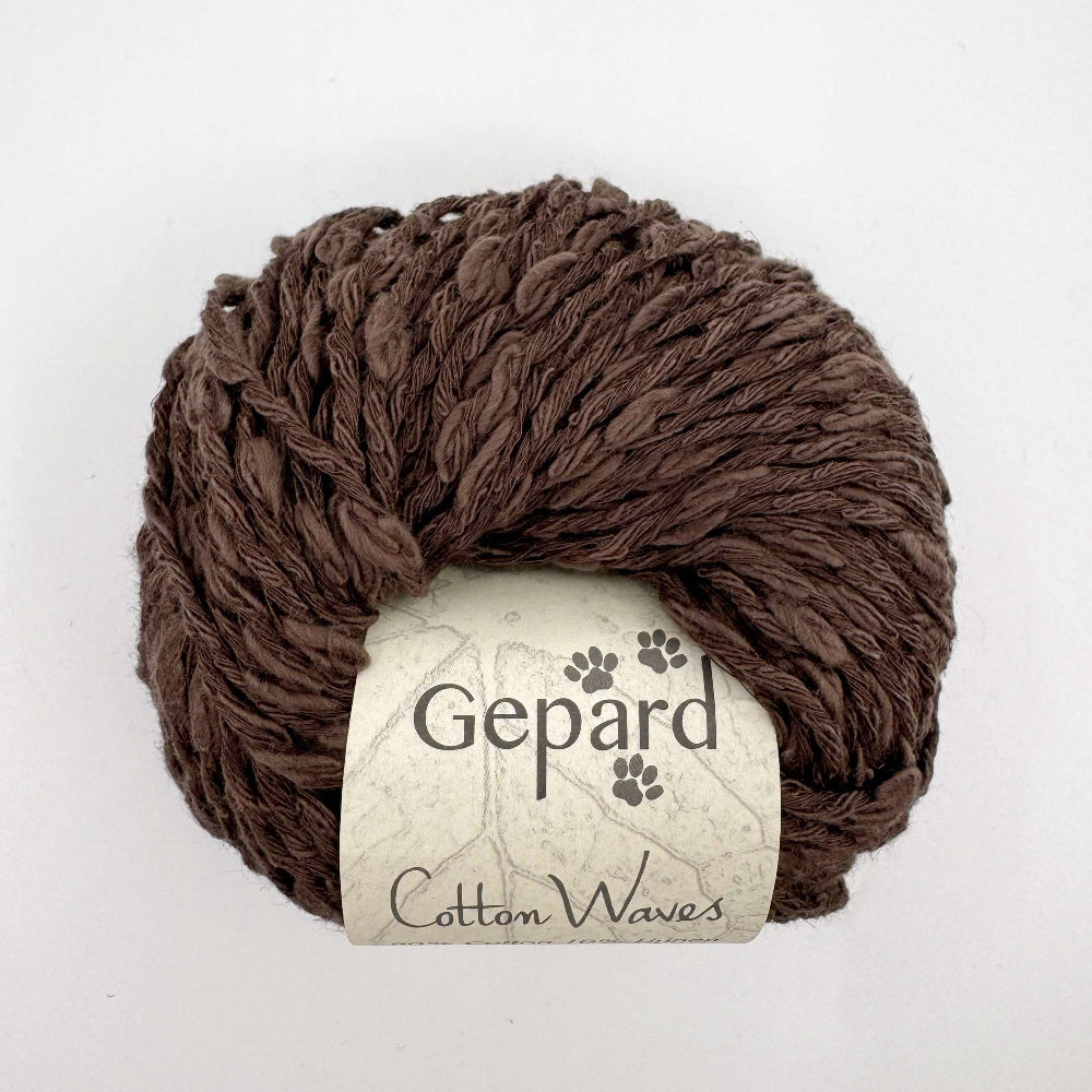 Mørkebrun Cotton Waves fra Gepard garn til Wave Tee fra Petiteknit