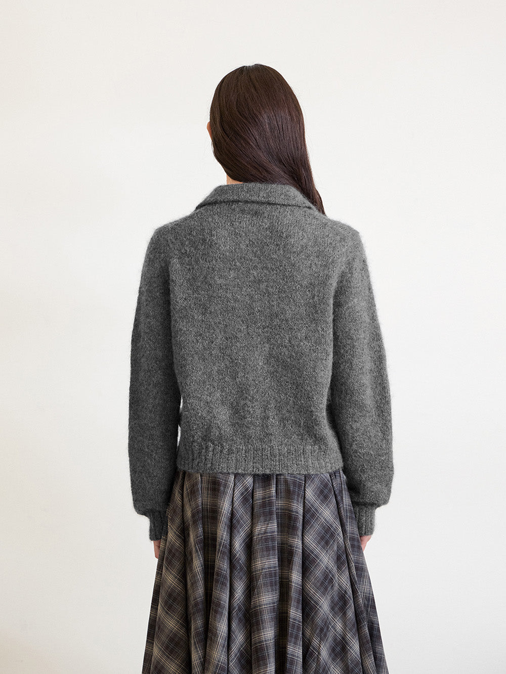 2602 nr. 5 Aria Sweater