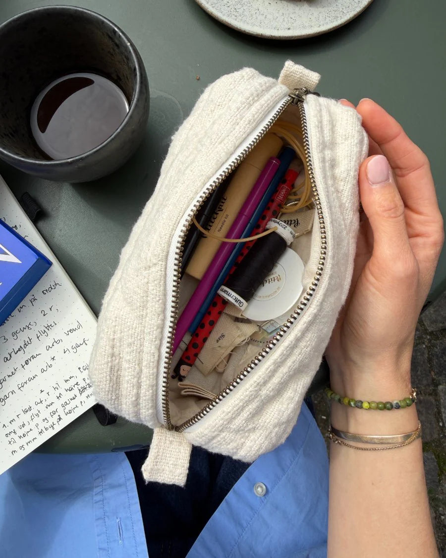 Knitter's Tool Clutch - Cloud