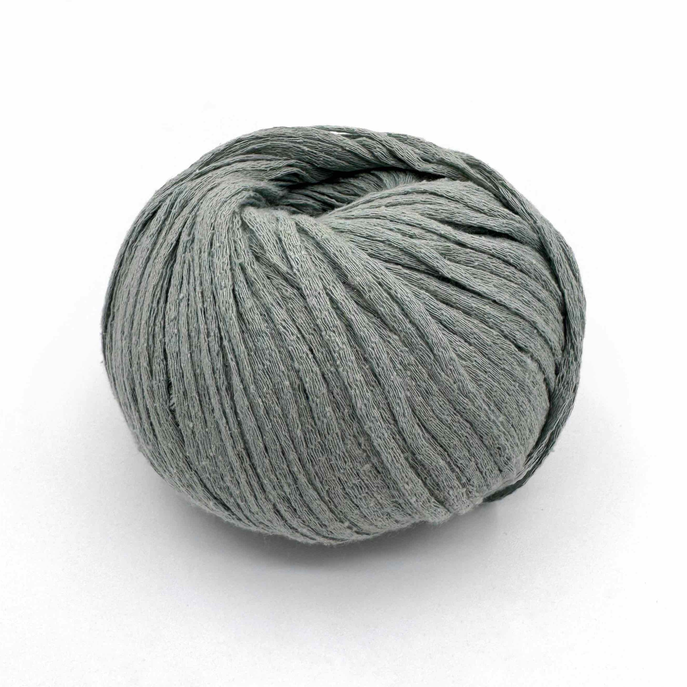 Luxury Silk i 100% silke fra Laines Du Nord i farven Dusty Green