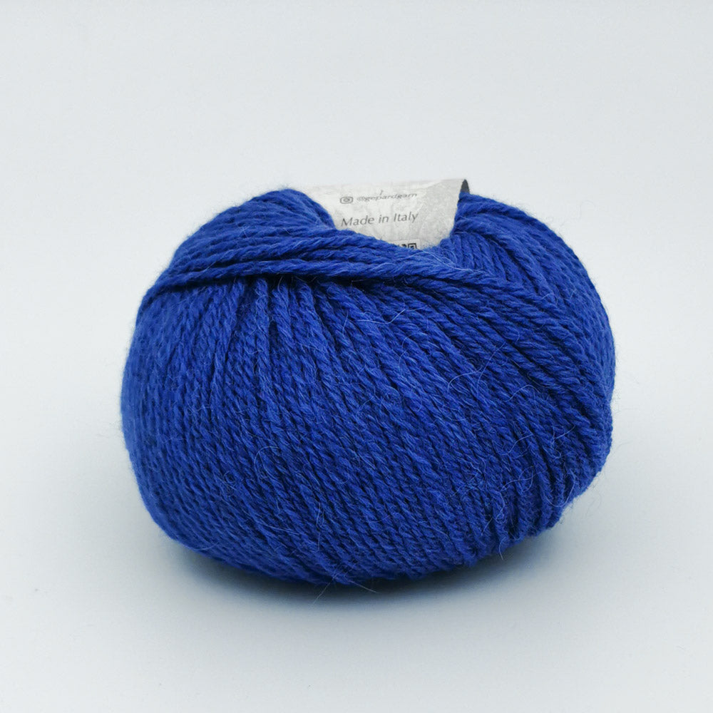 Merino og alpakkagarn Pura Lana fra Gepard Garn smuk klar blå farve