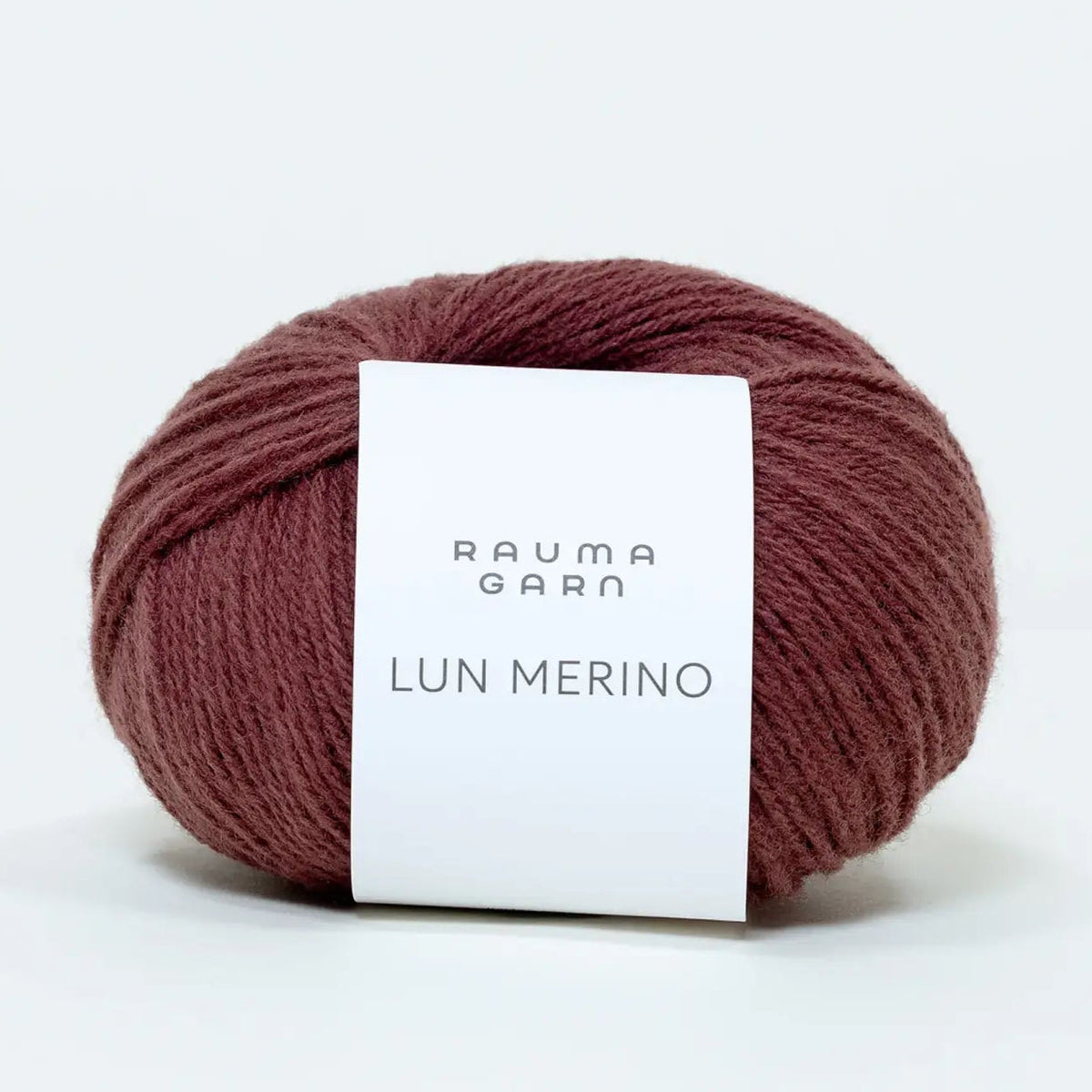 Lun Merino i burgundy støvet blomme