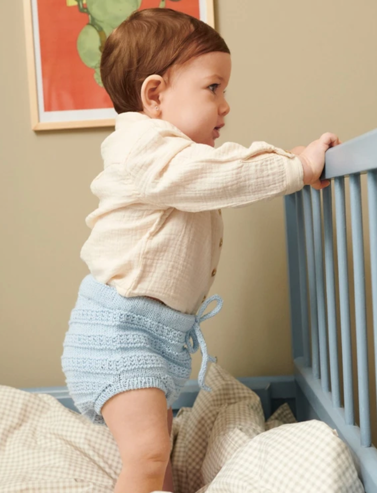 2407 Nr. 1 Fillip Sweater, Diaper Pants & Bonnet