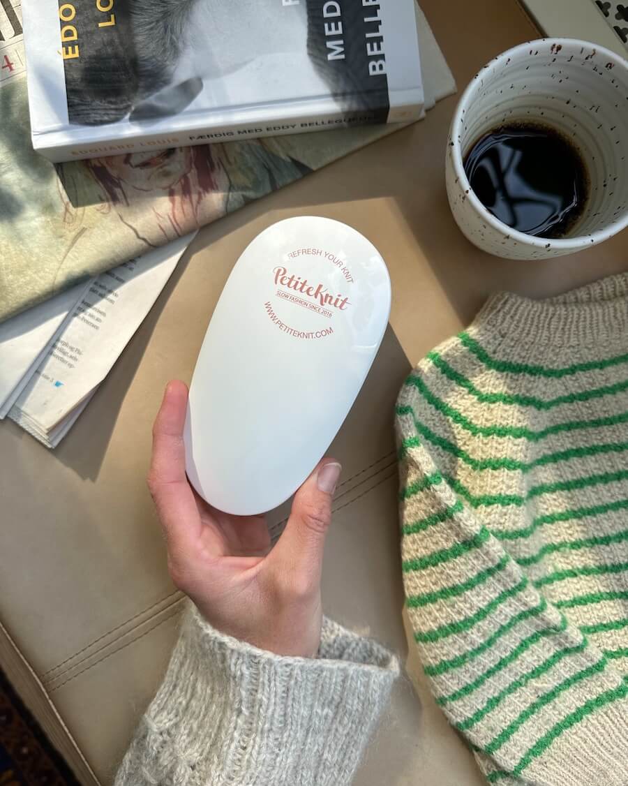 PetiteKnit Lint remover